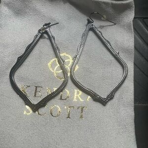 Kendra Scott Sophee Earrings & Elisa Necklace Set -  Gun Metal